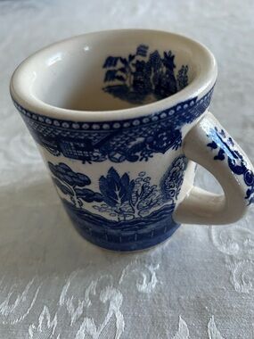 Classic Blue Willow Father Ceramic Restaurant Mug Japan